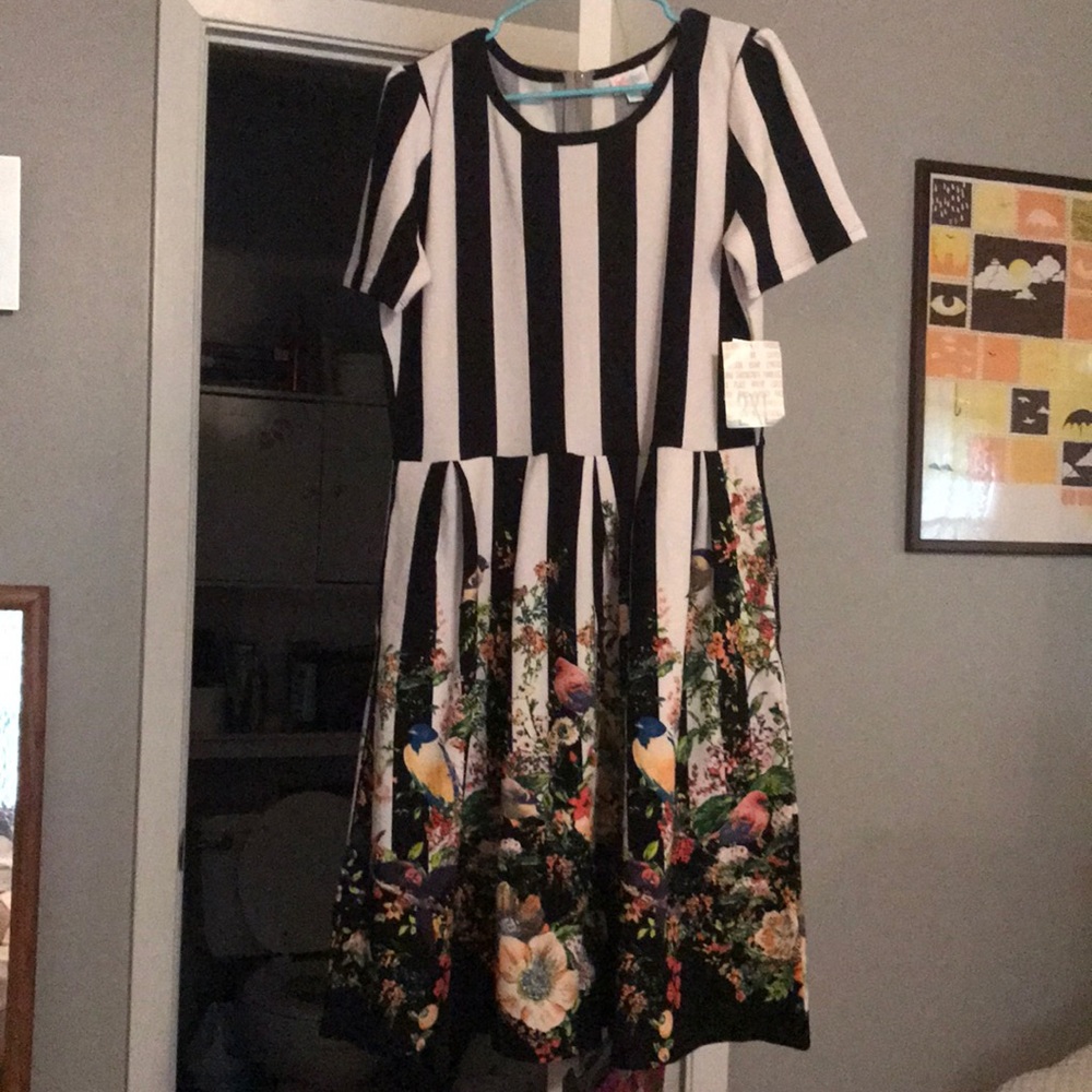 Unicorn 🦄 Striped Floral LuLaRoe Amelia Dress